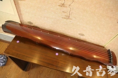 玉树藏族自治州●久音古琴  ●典藏系列 20231010 [红洒金竹节]